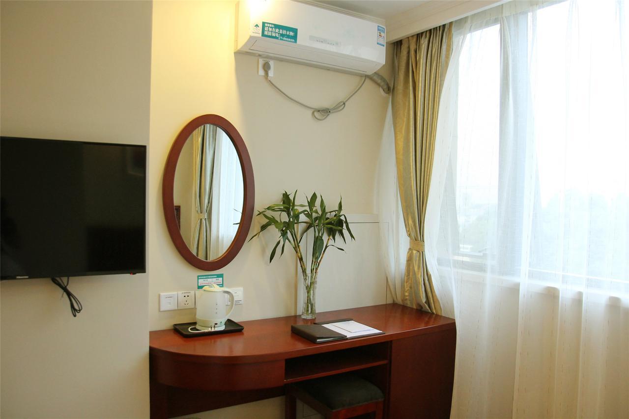 Greentree Inn Anhui Wuhu Fangte North Changjiang Road Business Hotel מראה חיצוני תמונה